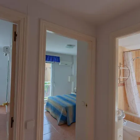 Apartamento Playa Con Piscina Y Terraza En Urbanizacion De Lujo