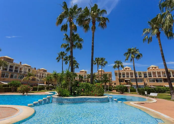 Playa Con Piscina Y Terraza En Urbanizacion De Lujo * Denia